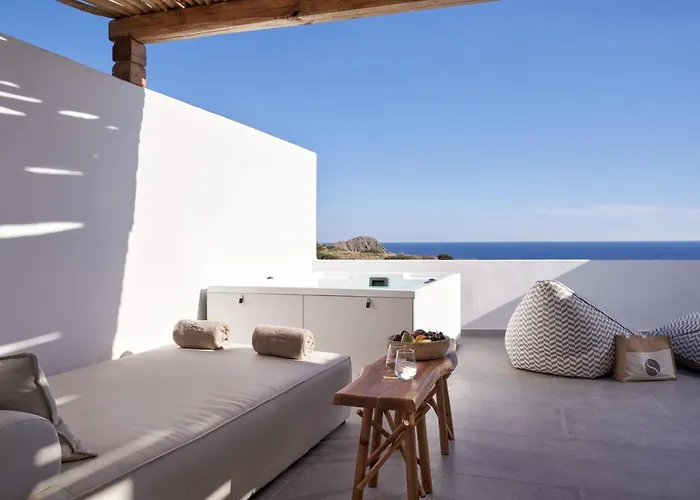 Armony Suites Milos